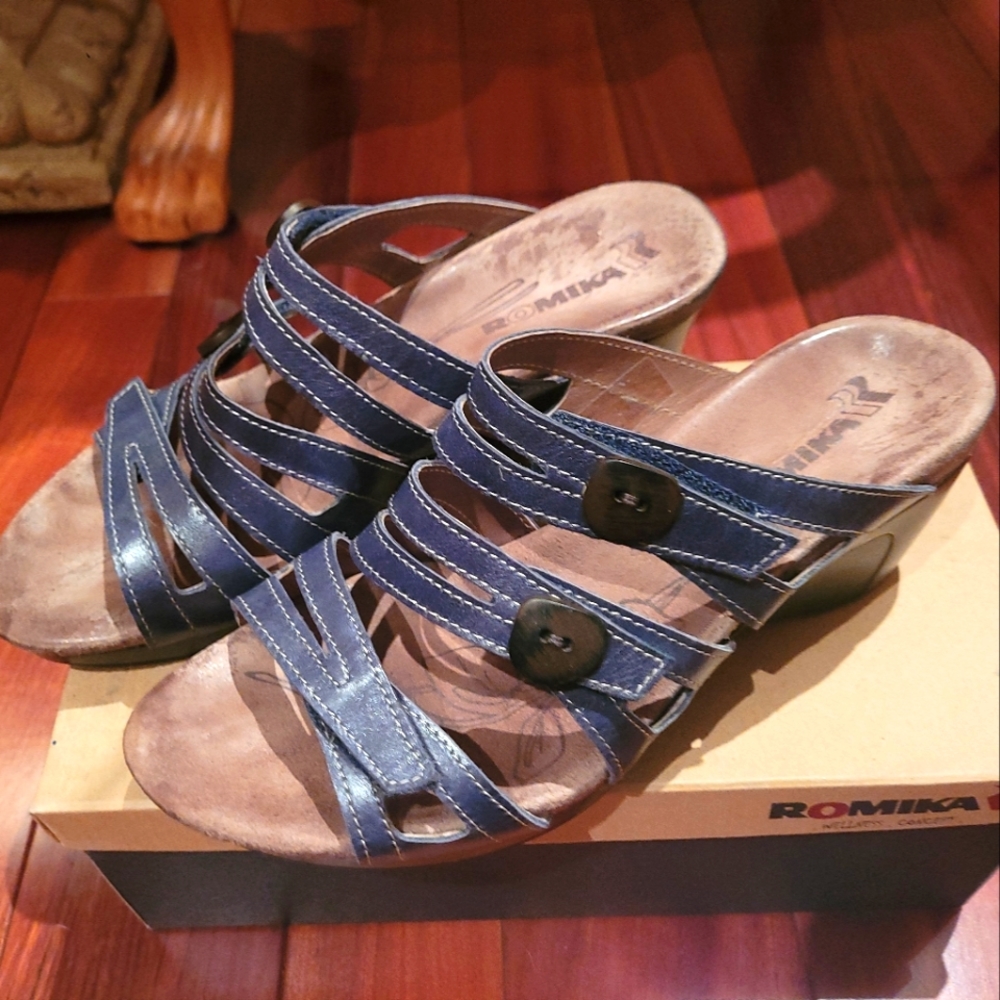 Romika Sandals size 39 Black